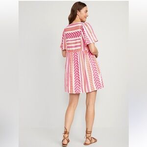 V-Neck Mini Swing Dress | Old Navy| Pink Orange Geometric Pattern Women’s Sz M